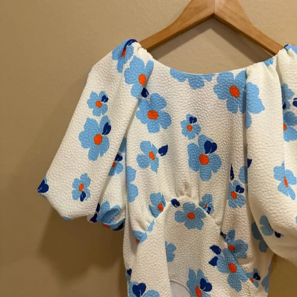 NWT Tuckernuck Never A Wallflower White Blue Floral Puff Sleeve Top Blouse Small